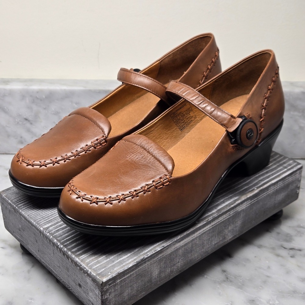 Dr.‎ Comfort Womens Diabetic Shoes Cathy Brown Leather Heels w/ Boa, Size 9.5 XW
